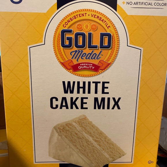 Gold Medal white cake mix-5 pounds box - Picture 2 of 10